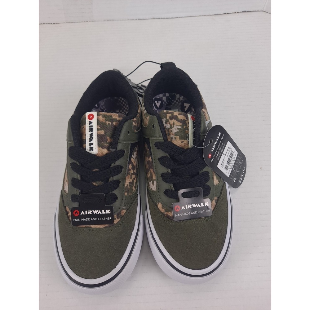 AirWalk Huntington Camo Sneakers Boys Size 1 Man Made, Leather Upper, Comfort